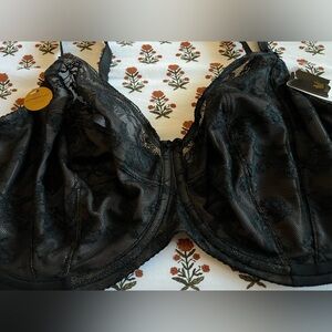 Wacoal Black Intimates & Sleepwear